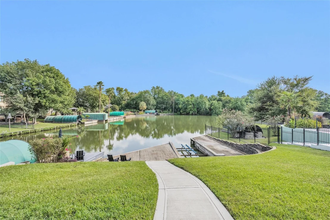 Photo of 233 Blue Heron Drive
