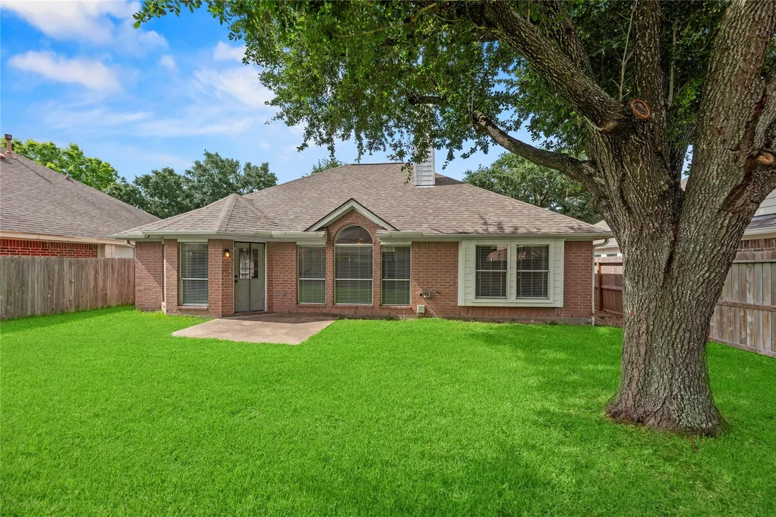 Photo of 210 Leisure Drive