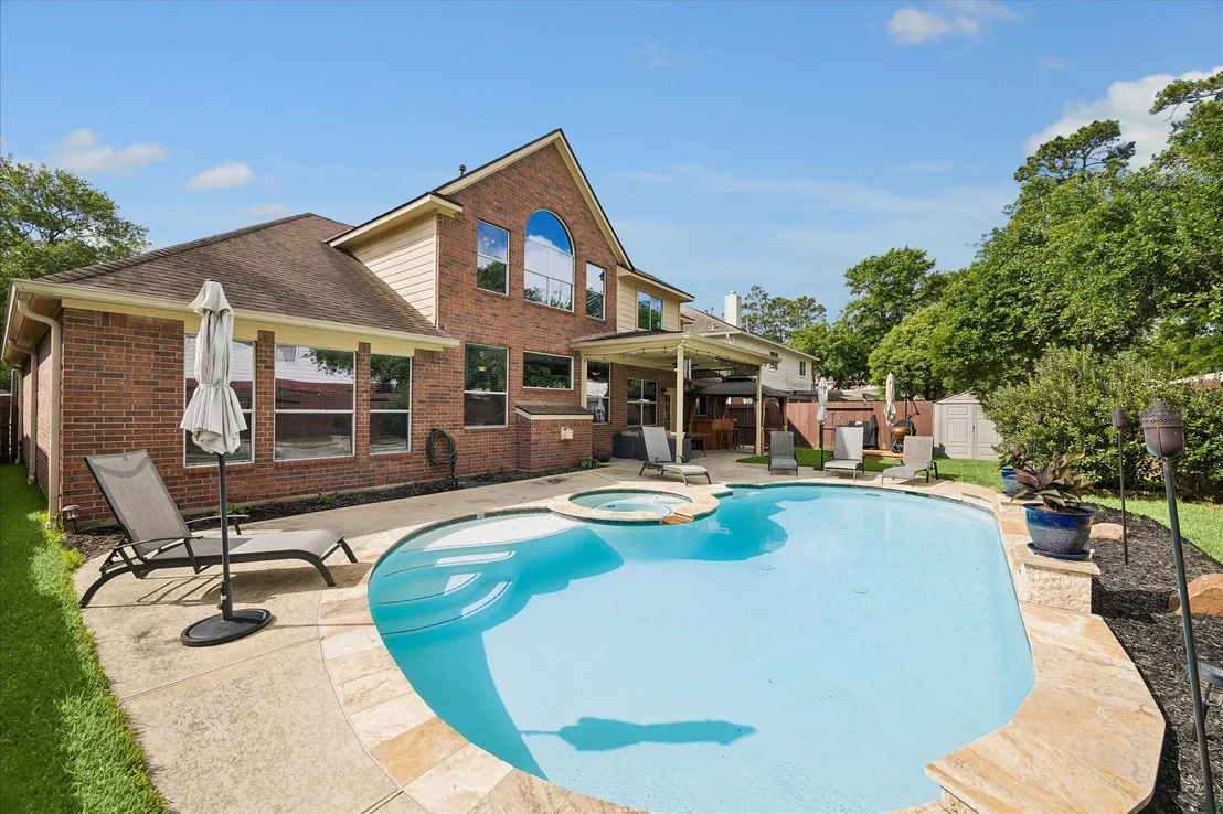 Photo of 9122 Memorial Valley Drive