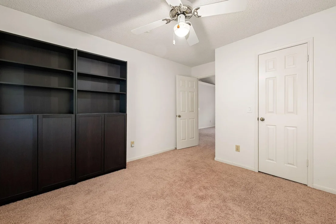Photo of 23010 Lanham Drive