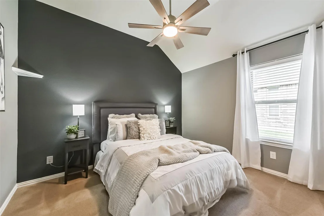 Photo of 9622 Invergarry Way