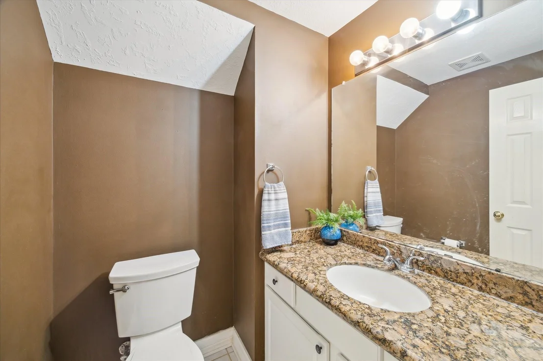 Photo of 20810 Redbud Trail