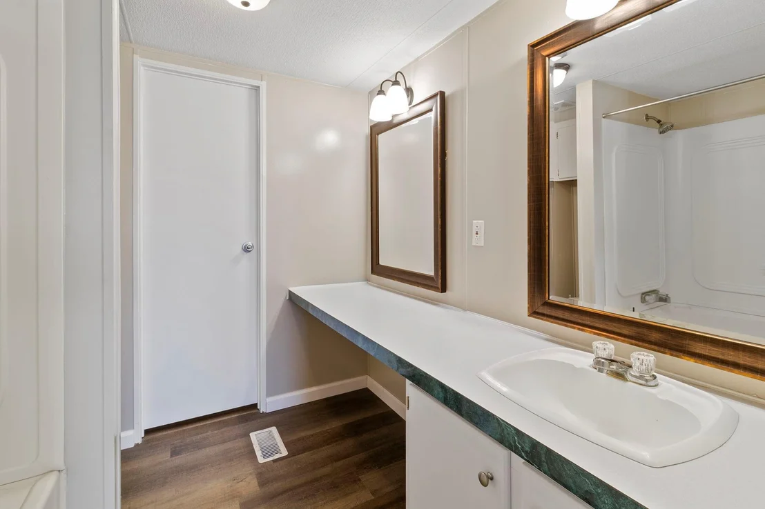Photo of 1281 Creeklake Drive