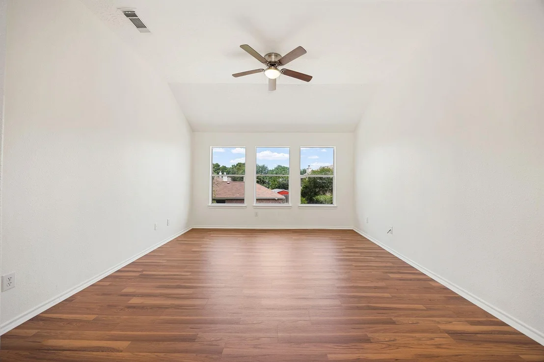 Photo of 19226 Crescent Pass Drive