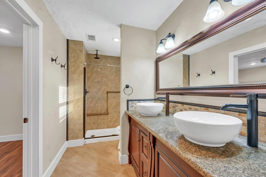 Photo of 4415 Pineville Lane