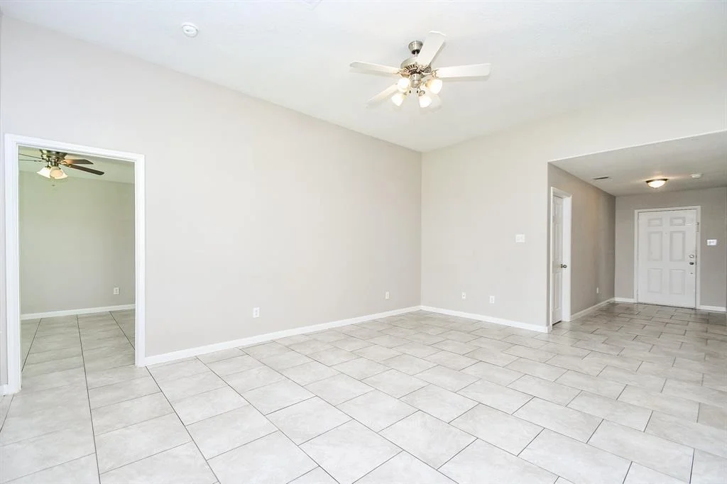 Photo of 7119 White Willow Lane