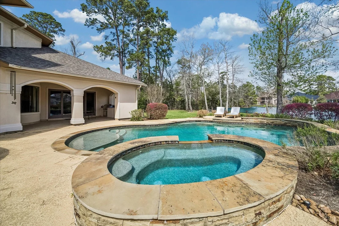 Photo of 21010 Kings River Point Drive