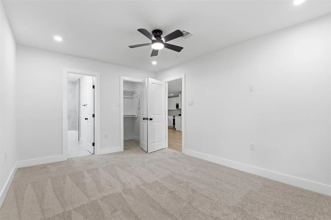 Photo of 3017 Cedarcrest Drive