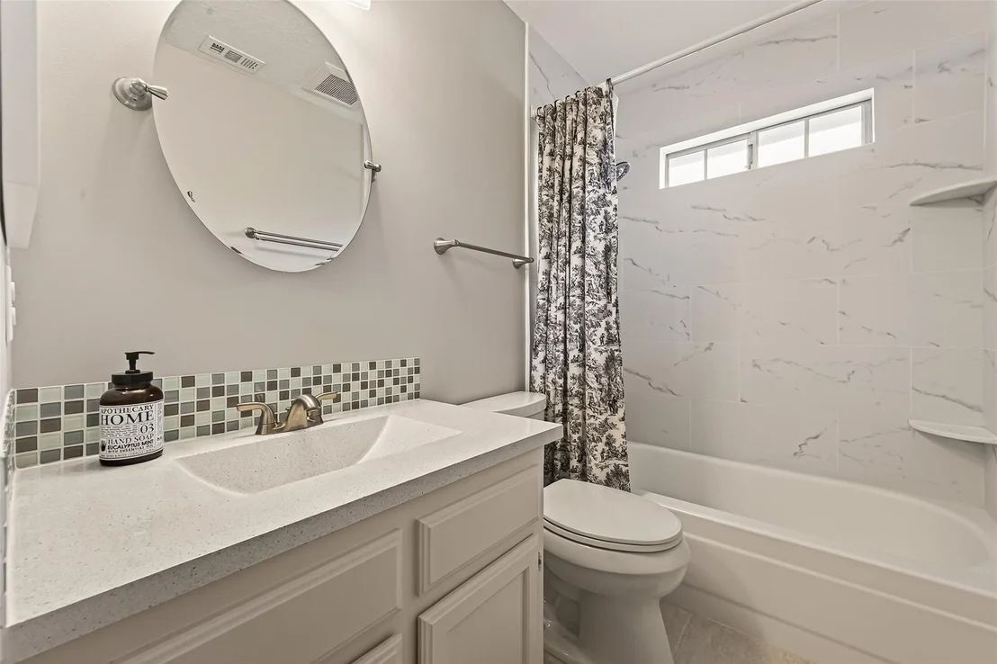 Photo of 74 Bradford Circle