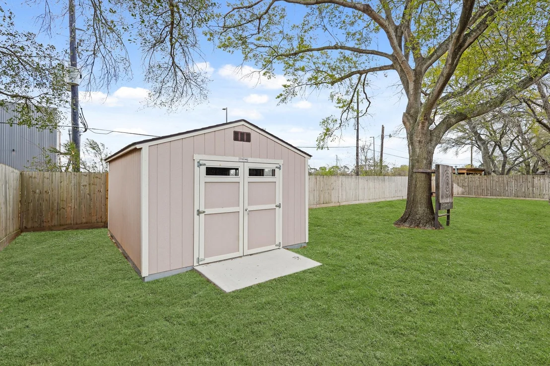 Photo of 2910 Fortuna Drive