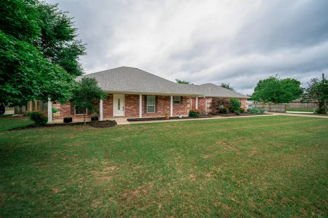 Photo of 1001 Jamerison