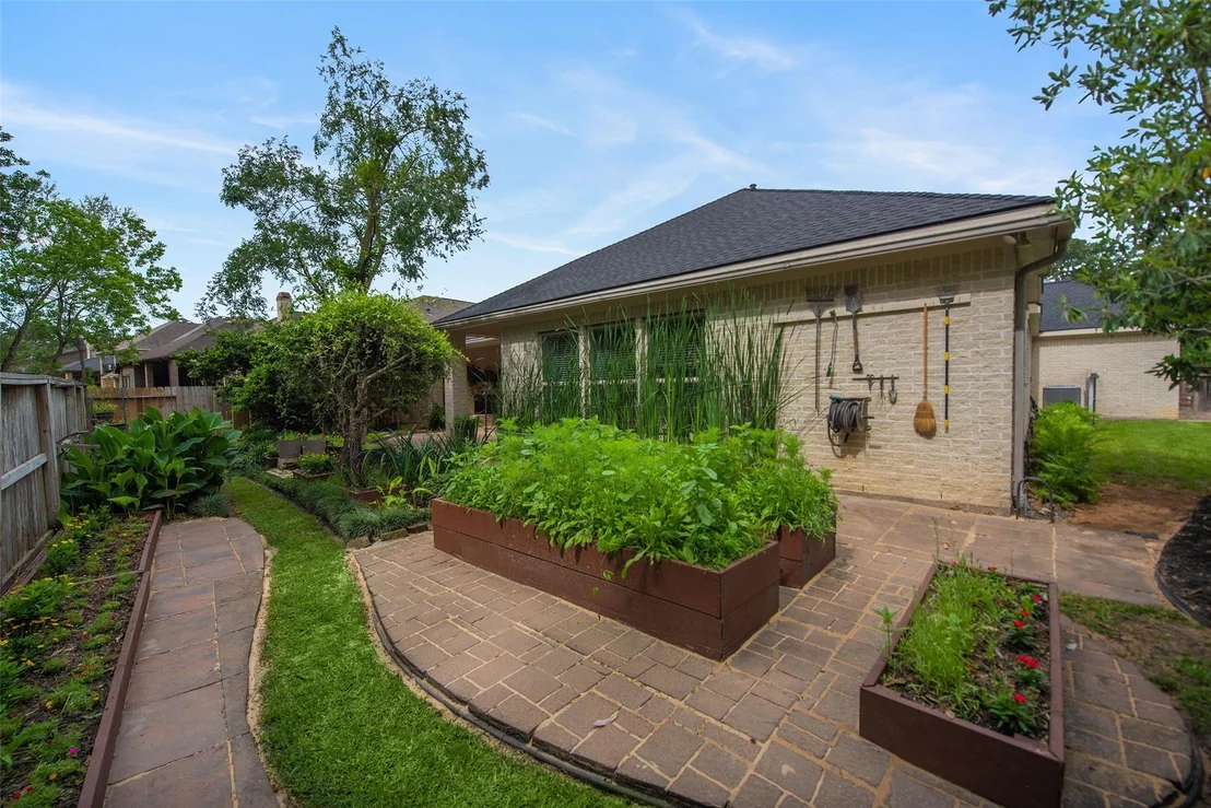 Photo of 23038 Creek Park Drive