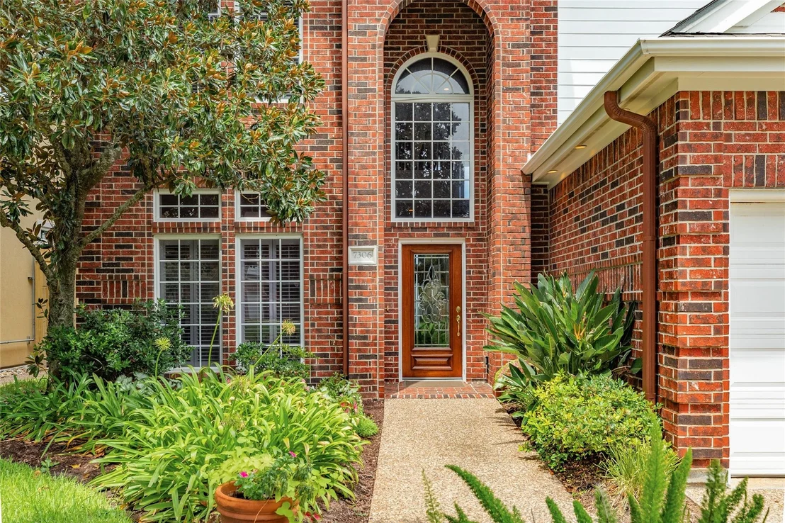 Photo of 7306 Offats Point Circle