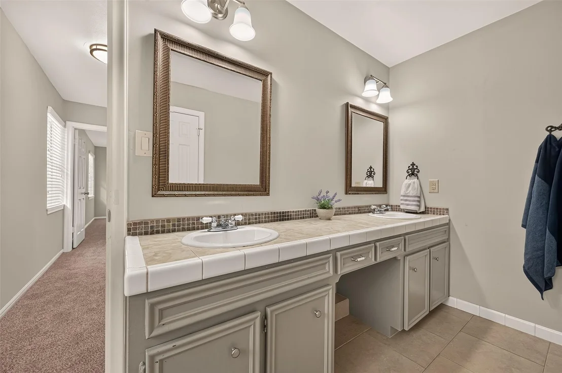 Photo of 8007 Vickridge Lane