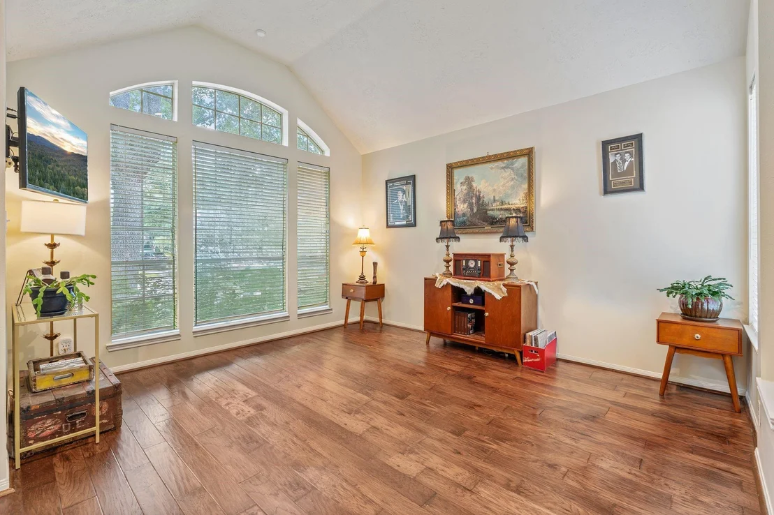Photo of 30639 Victoria Estates Drive