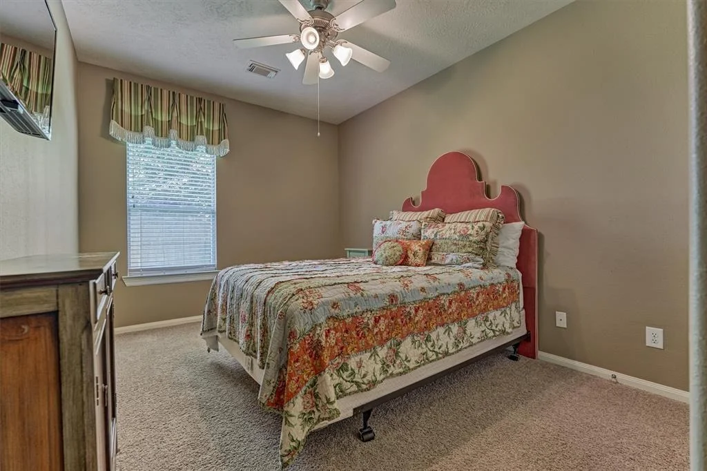 Photo of 25719 Northcrest Drive