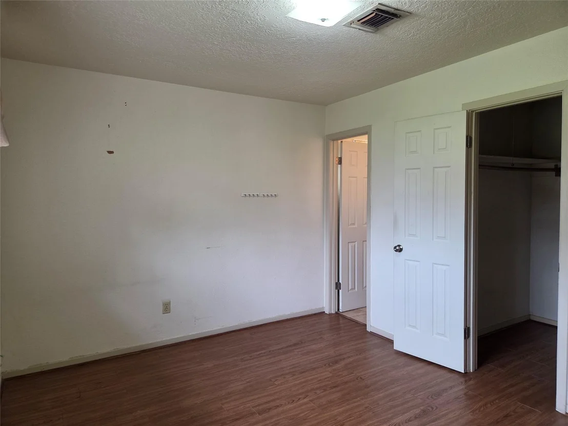 Photo of 14423 Waterloo Drive