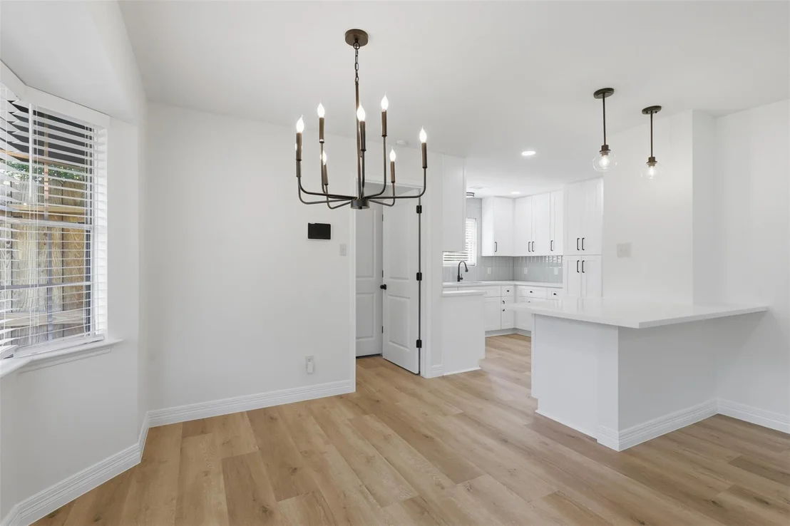 Photo of 16306 Mill Point