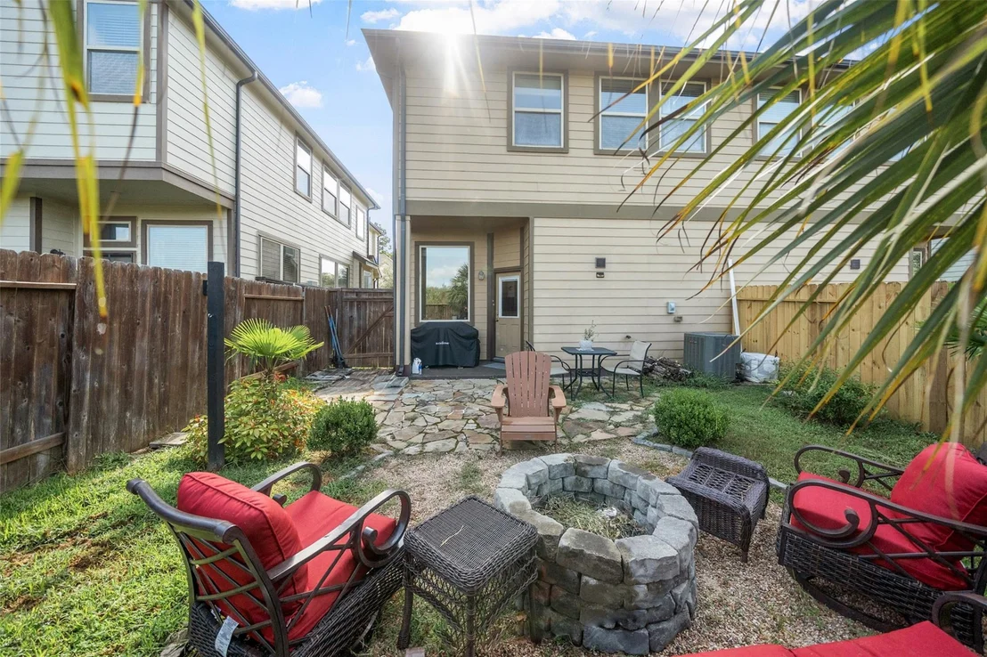 Photo of 215 Biltmore Loop