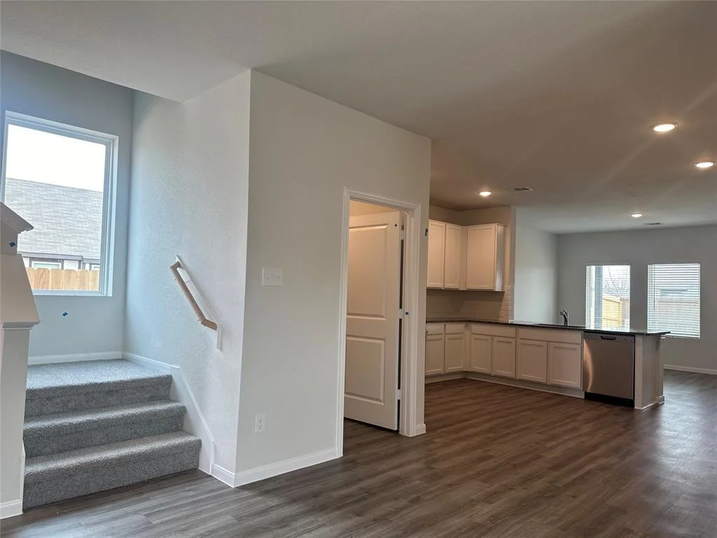 Photo of 4339 Maple Root Lane
