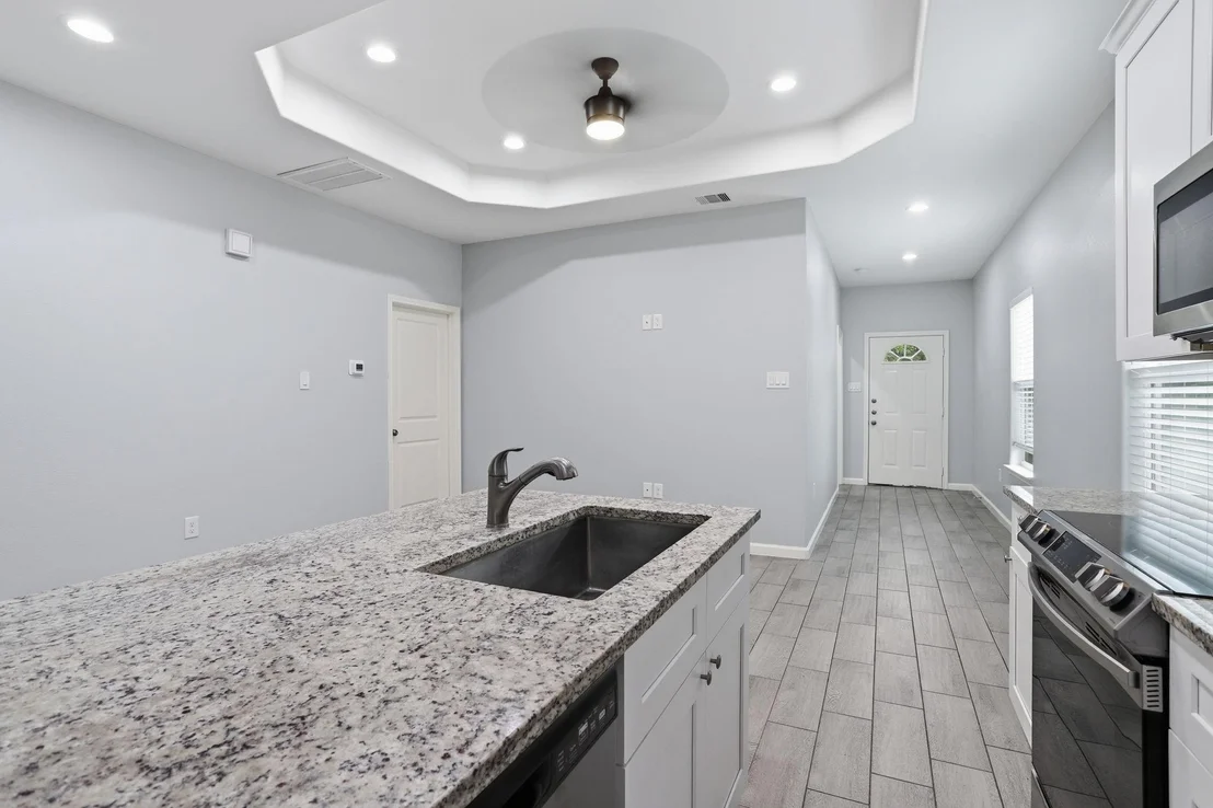Photo of 16919 Balmoral