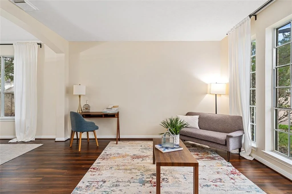 Photo of 20235 Black Canyon Drive