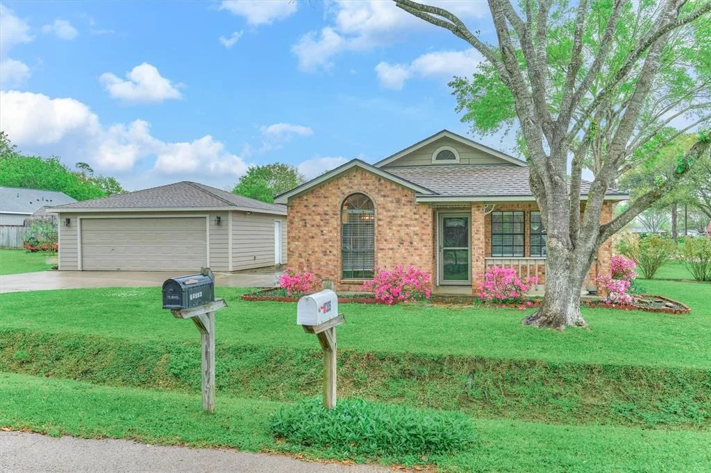 Photo of 15205 Starboard Drive