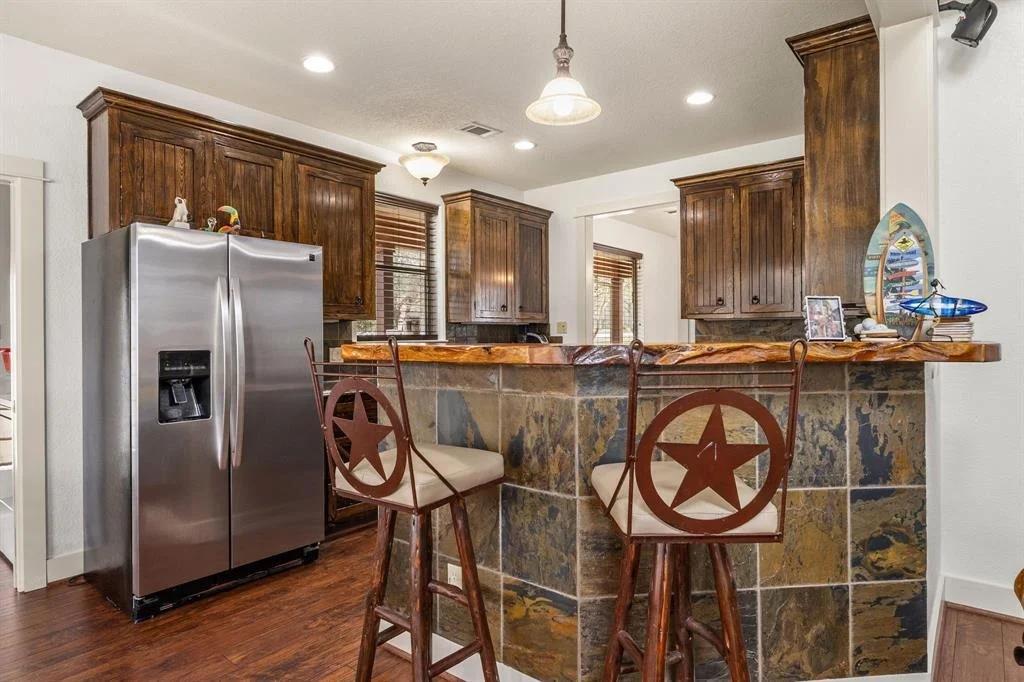 Photo of 618 Chestnut Falls