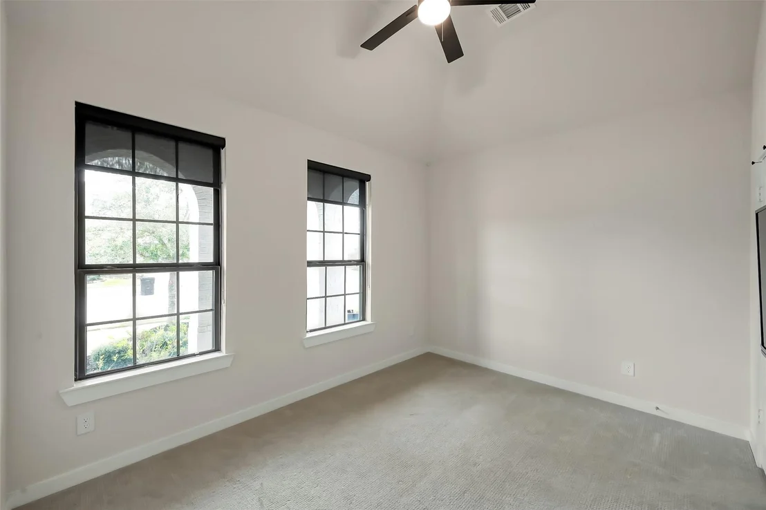 Photo of 6718 Waxbill Road
