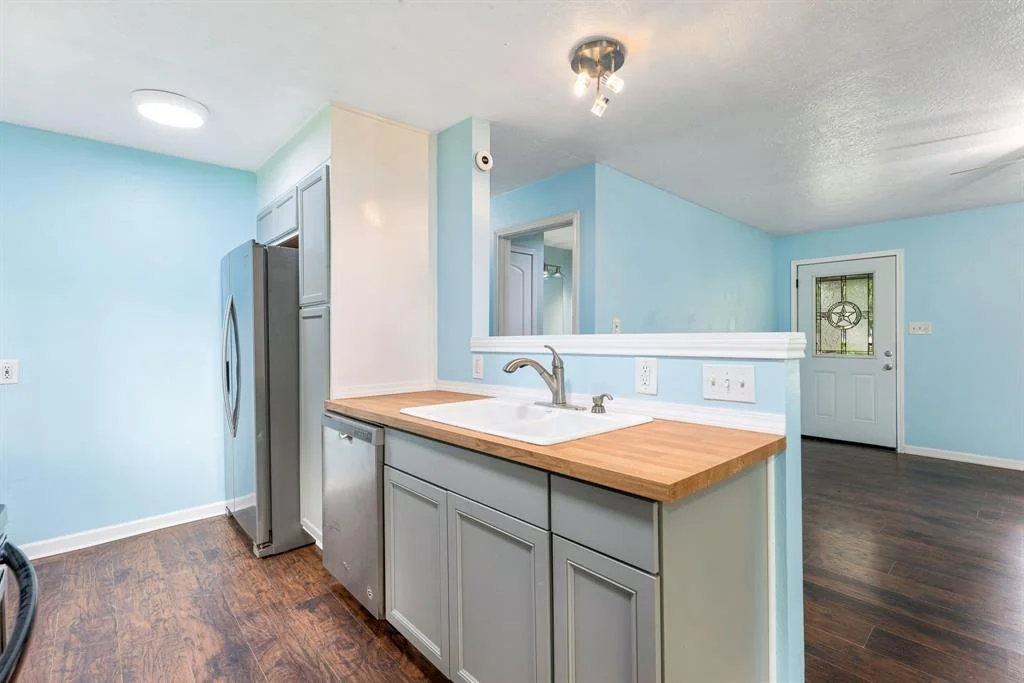 Photo of 28218 Autumn Lane