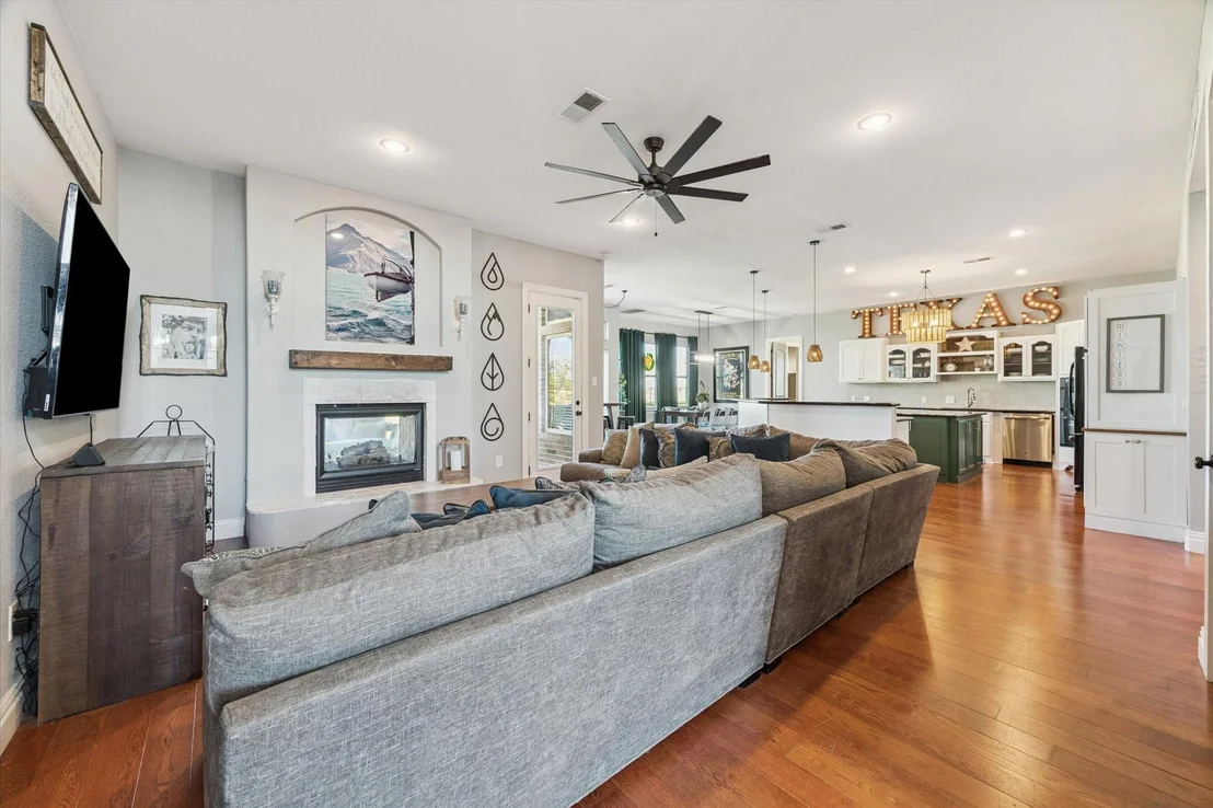 Photo of 4710 Shadow Grass Drive