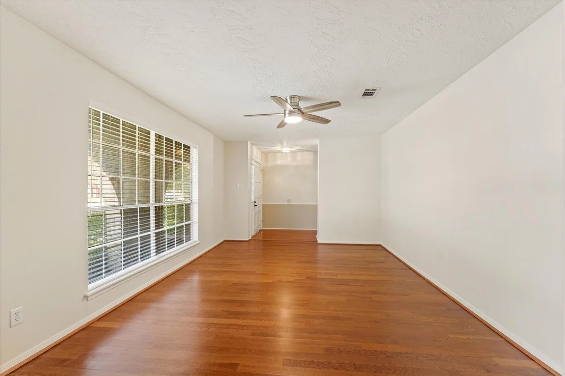 Photo of 4711 Carbrook Court