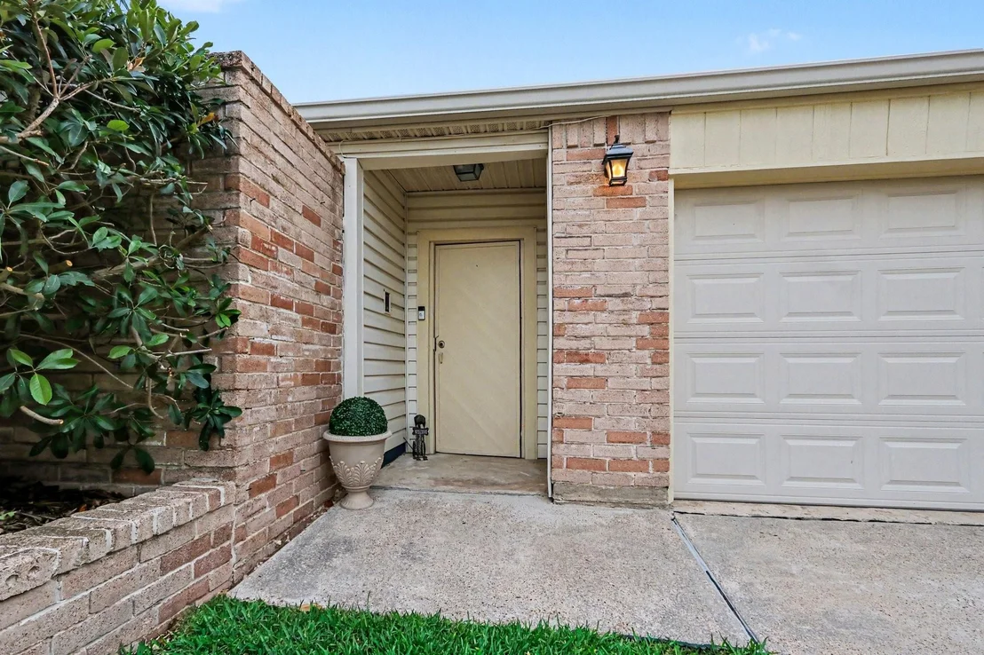Photo of 8327 Spring Wind Drive