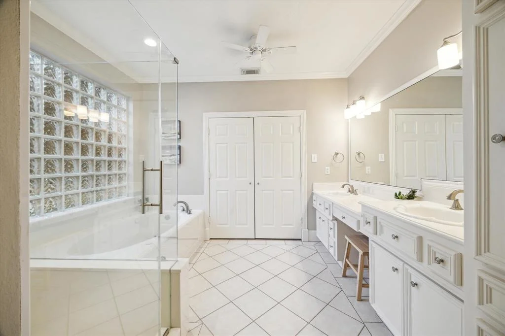 Photo of 6 Graceful Elm Court