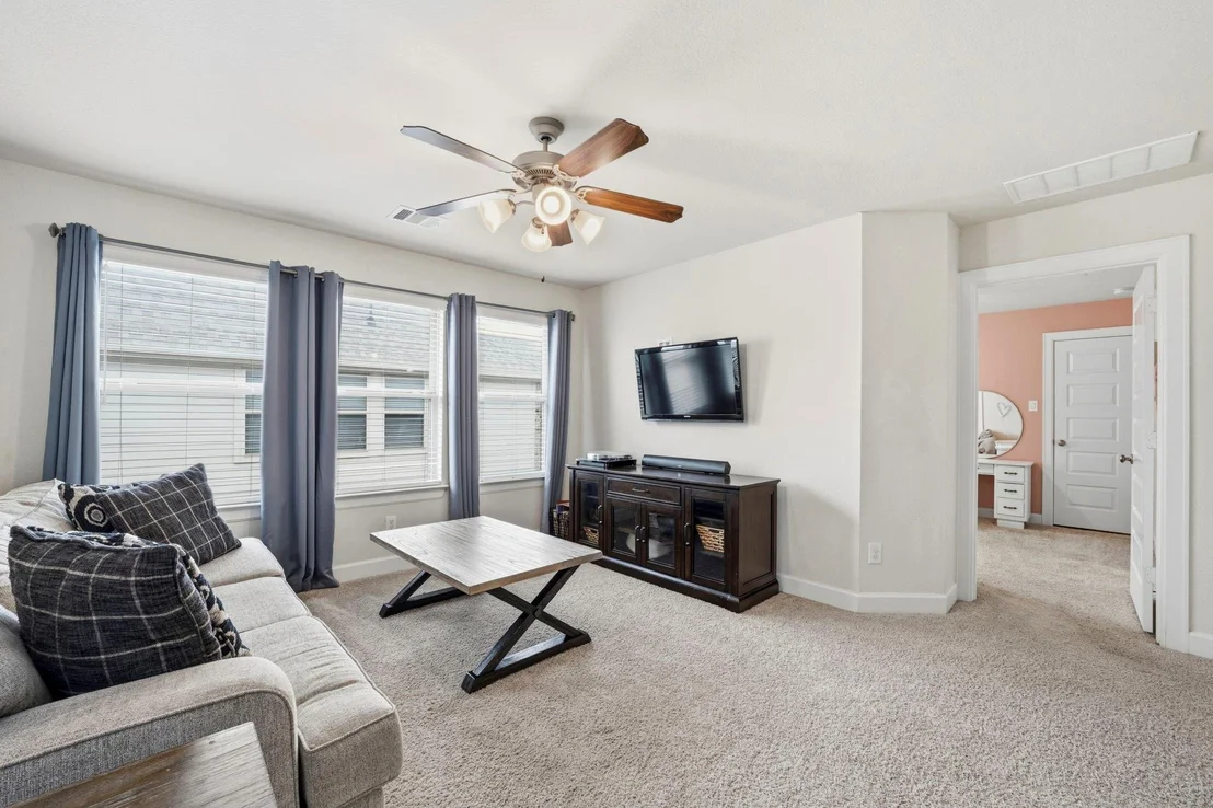 Photo of 7618 Trailing Oaks Drive