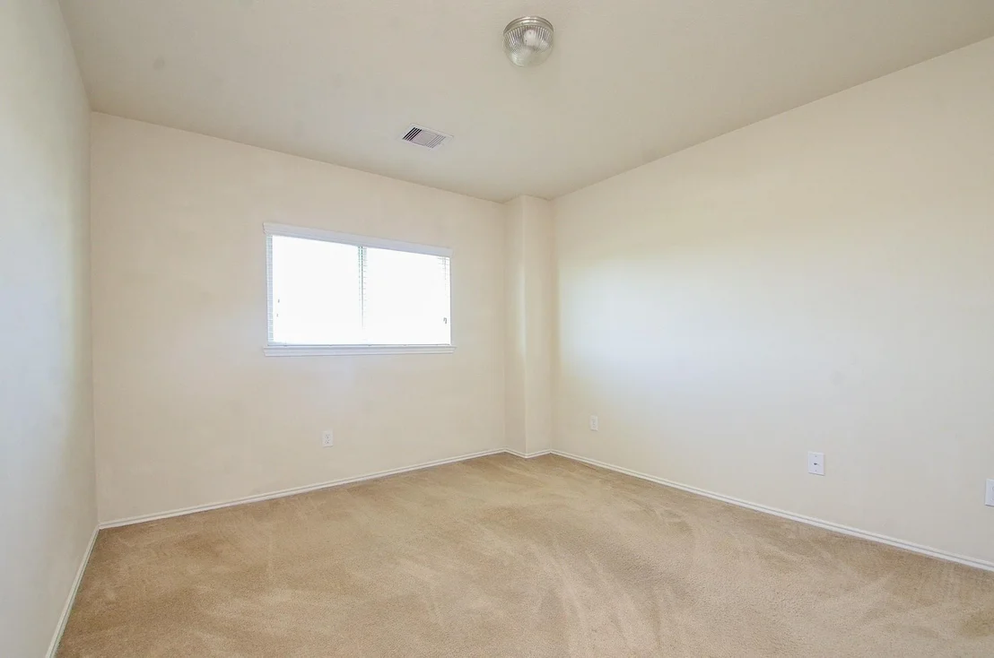 Photo of 1114 Aster Road
