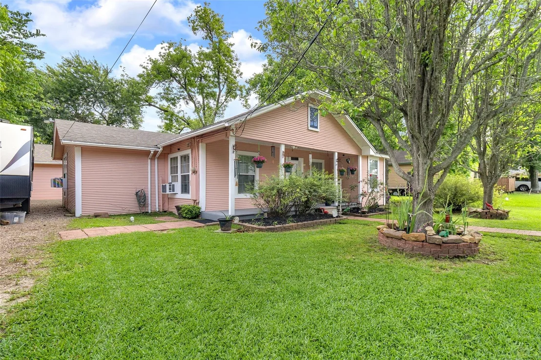 Photo of 120 Willow Street