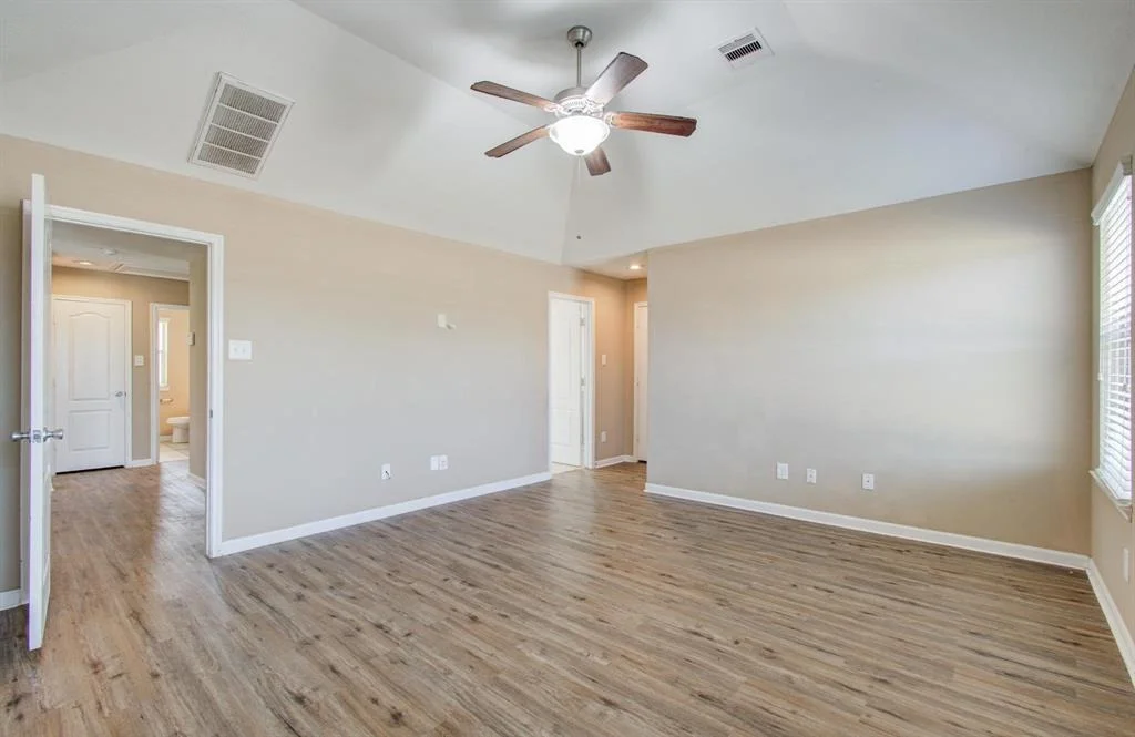 Photo of 810 Ellerton Lane