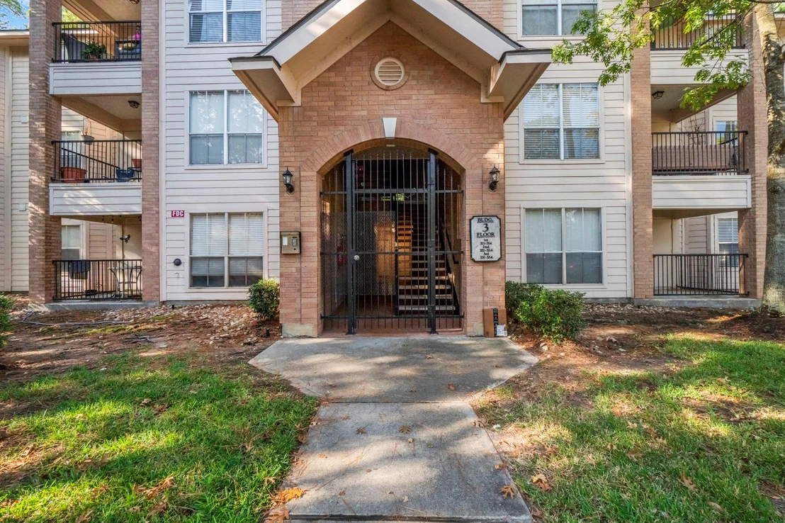 Photo of Unit 314 at 8051 Bay Branch Drive
