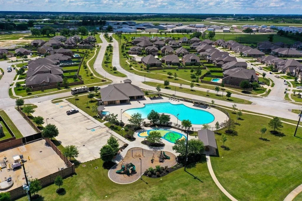 Photo of 7526 Laguna Lake Drive