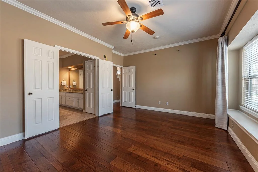 Photo of 15931 Manor Square Drive