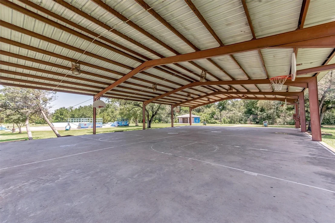 Photo of 2317 Nassau Drive