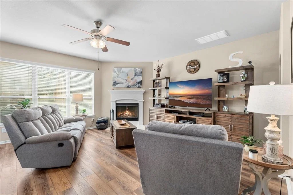 Photo of 2463 Garden Falls Drive