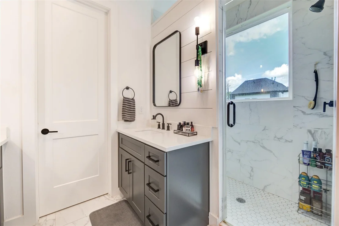 Photo of 2534 Terry Street