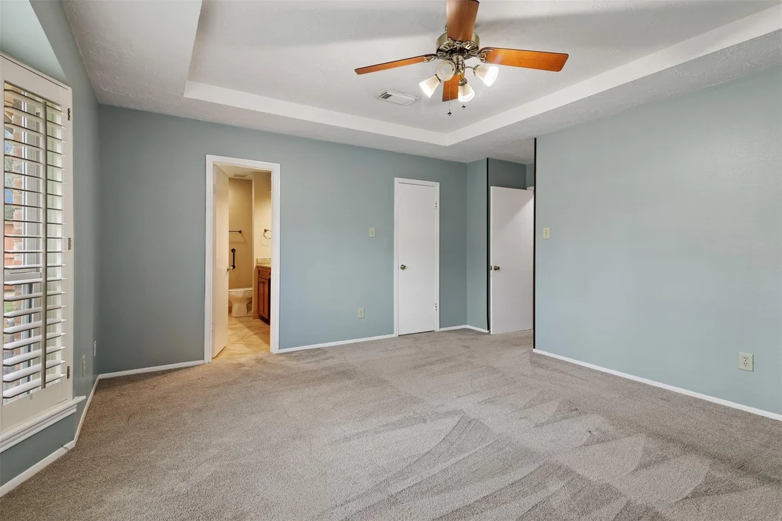 Photo of 1123 Oxborough Drive