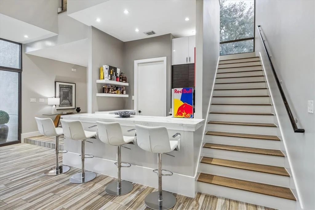 Photo of 4002 Chatham Lane