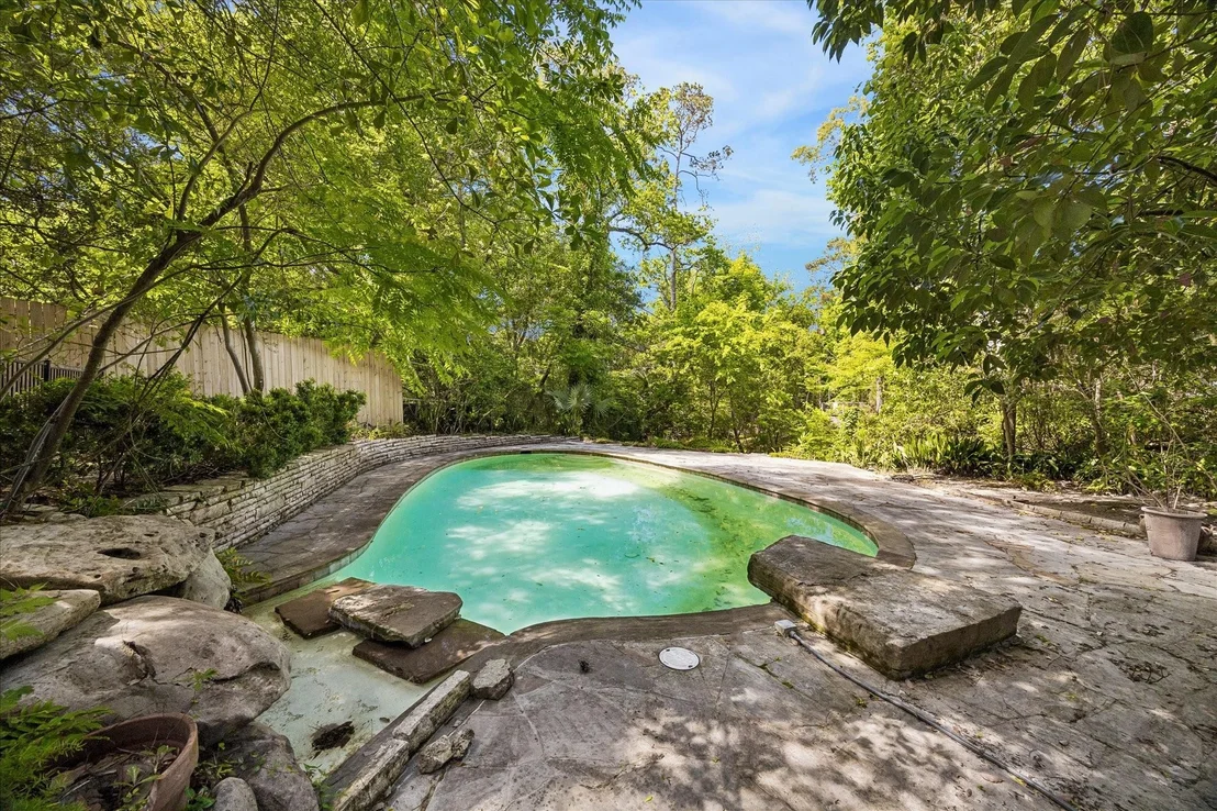 Photo of 41 Willowend Drive