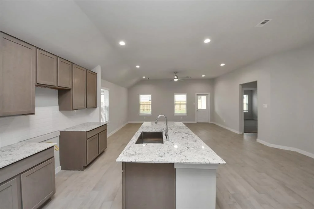 Photo of 15810 Walnut Leaf Lane