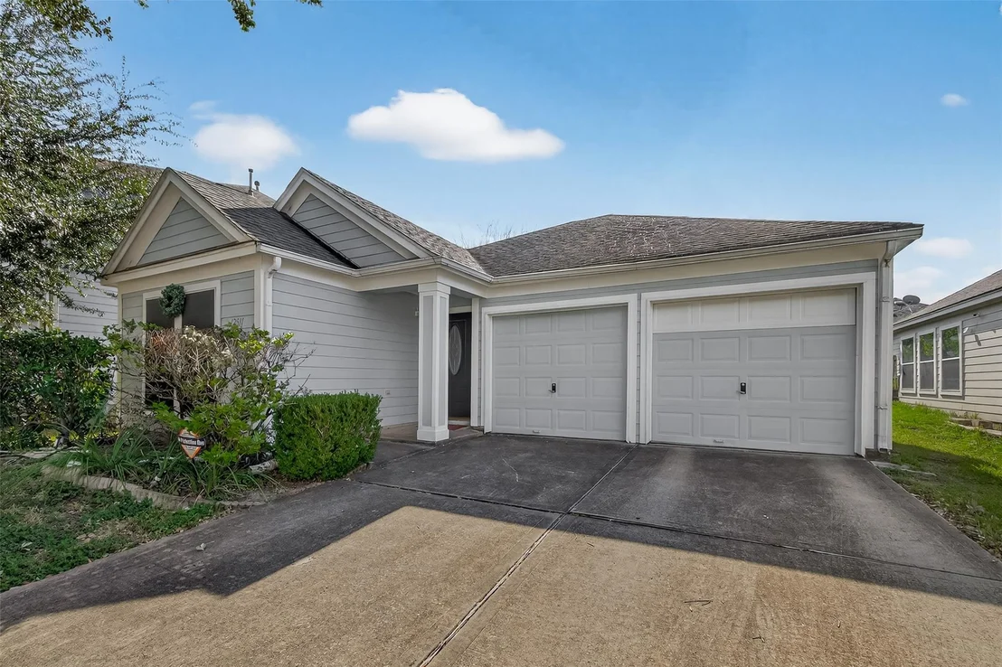 Photo of 12811 Lodenbriar Drive