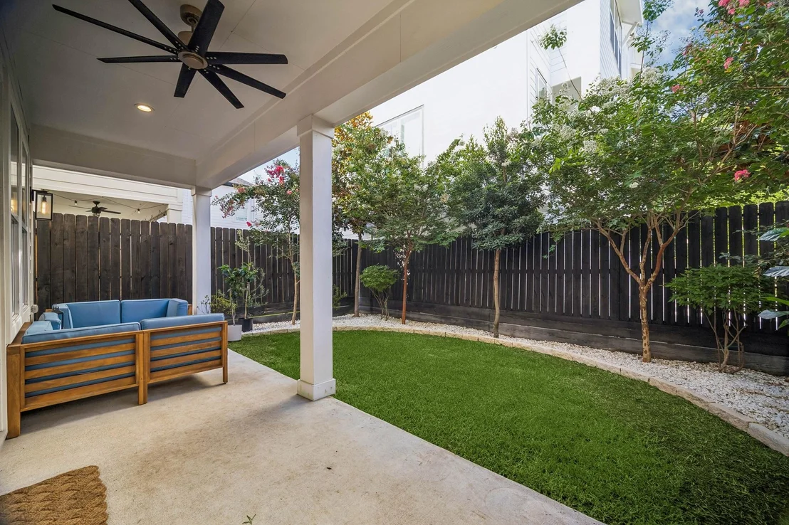 Photo of 1912 Hoskins Drive